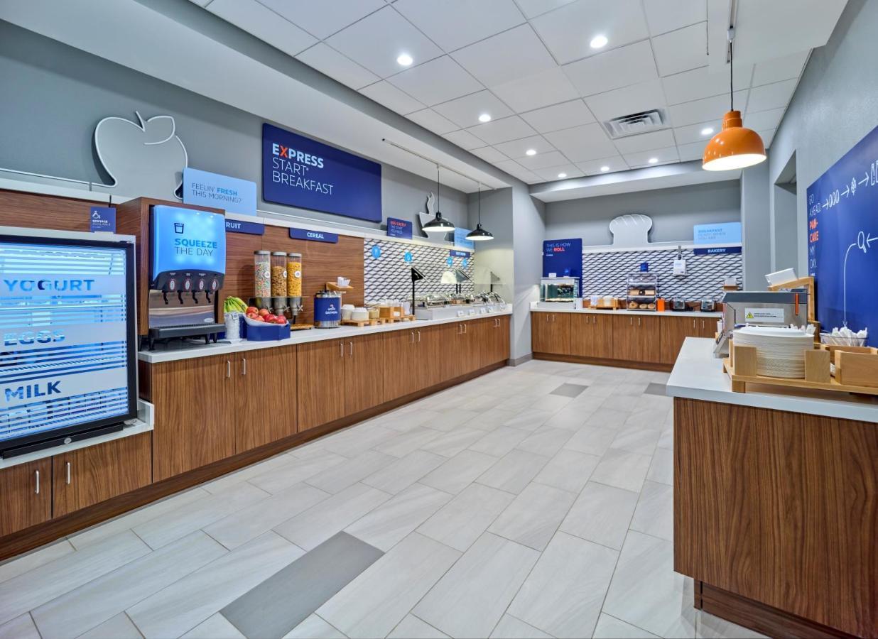 Holiday Inn Express - Huntsville Space Center By Ihg Екстериор снимка