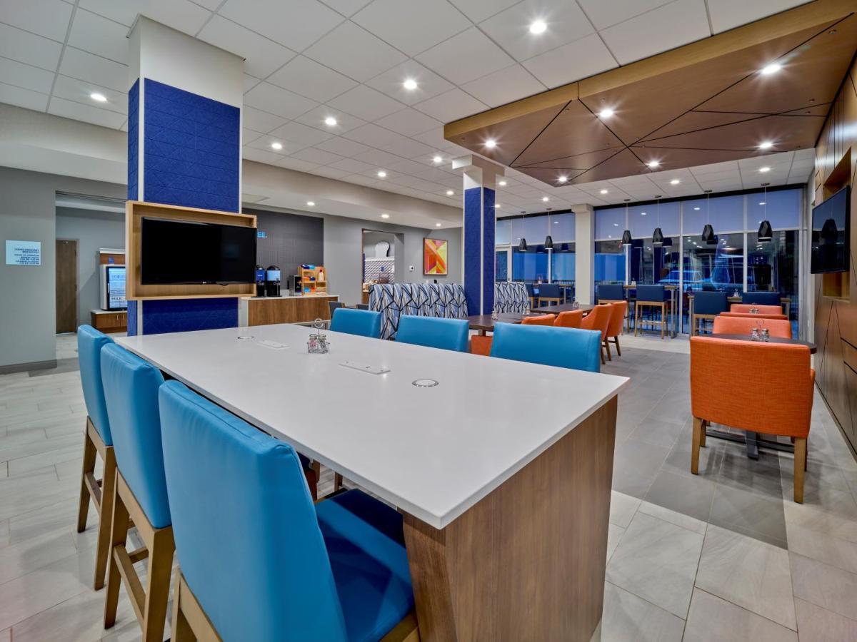 Holiday Inn Express - Huntsville Space Center By Ihg Екстериор снимка