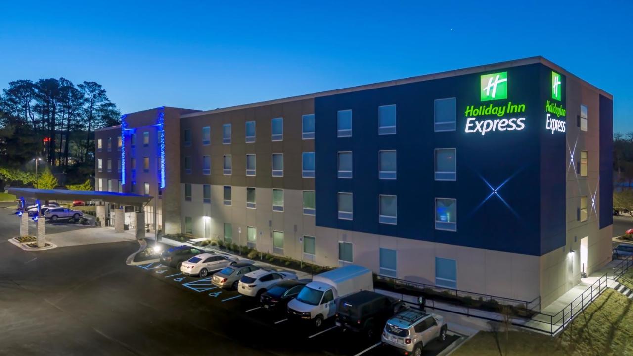Holiday Inn Express - Huntsville Space Center By Ihg Екстериор снимка